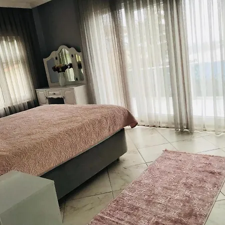 Villa White Rose
